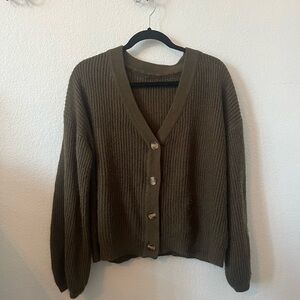 Cozy olive green/brown Button-Up cardigan